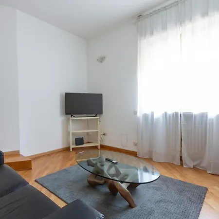 Lorenteggio Large Flat Milan Exterior photo